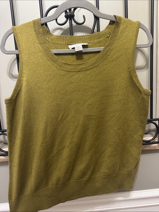 Christopher & Banks Tops - Christopher & Banks Olive Knit Sleeveless Tank
